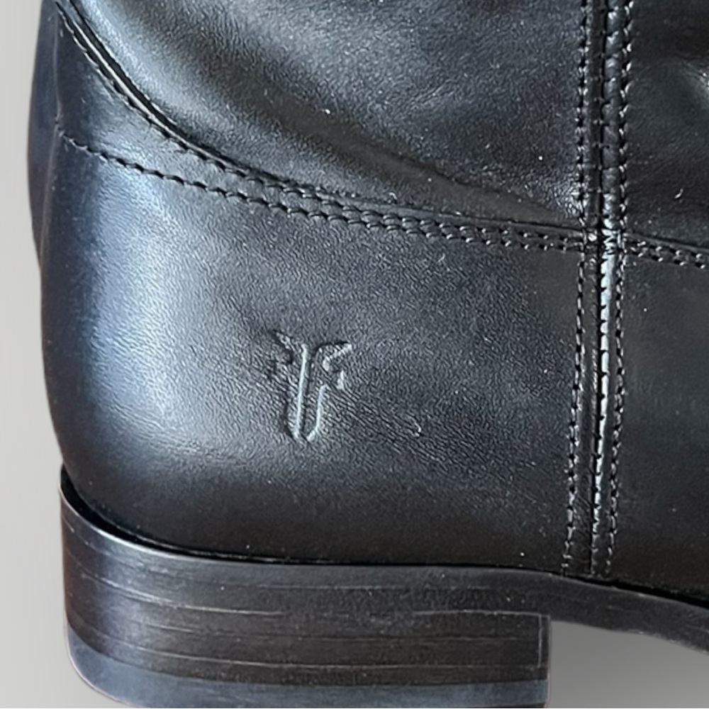NWT FRYE Melissa Button Equestrian Style Black Leather Boots || Size 6 - Picture 5 of 14